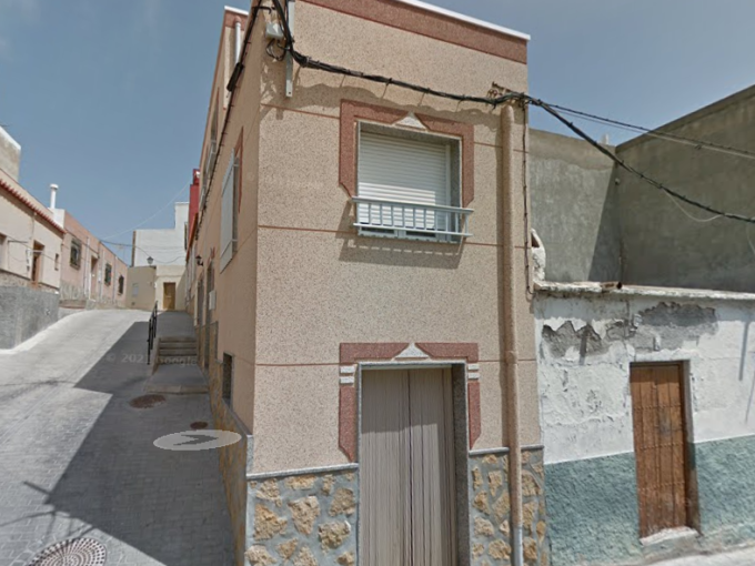 Casa okupada en Almería