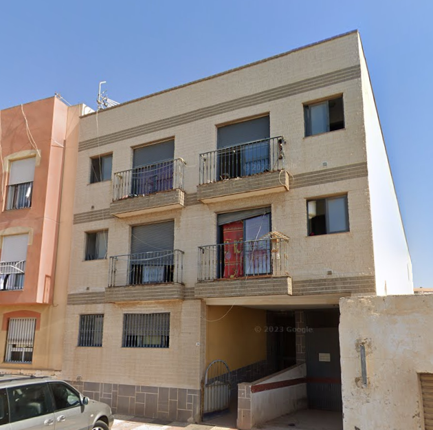 Piso okupado en Almería