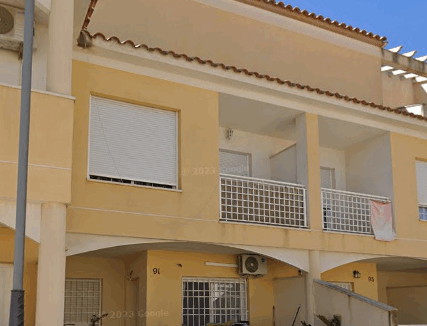 Casa okupada en Almería