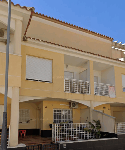 Casa okupada en Almería