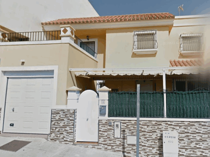 Casa okupada en Almería