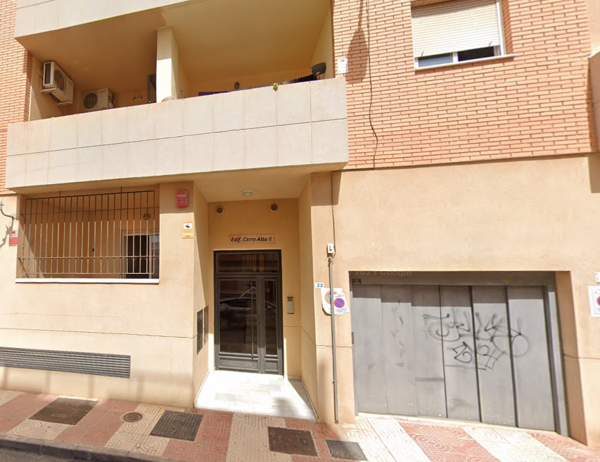 Piso okupado en Almería