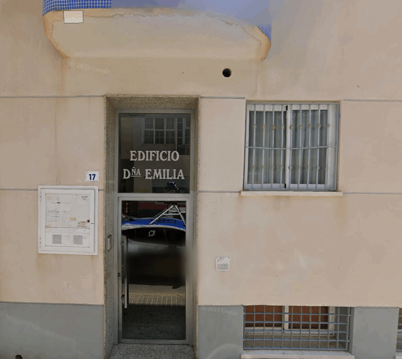 Piso okupado en Almería