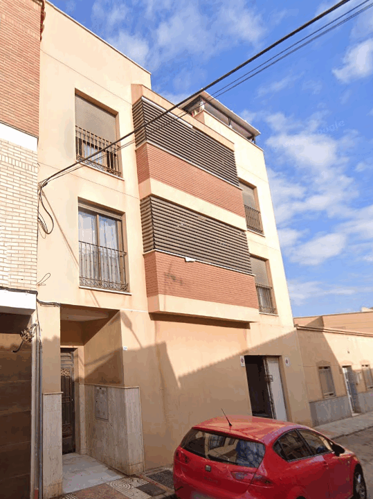 Piso okupado en Almería