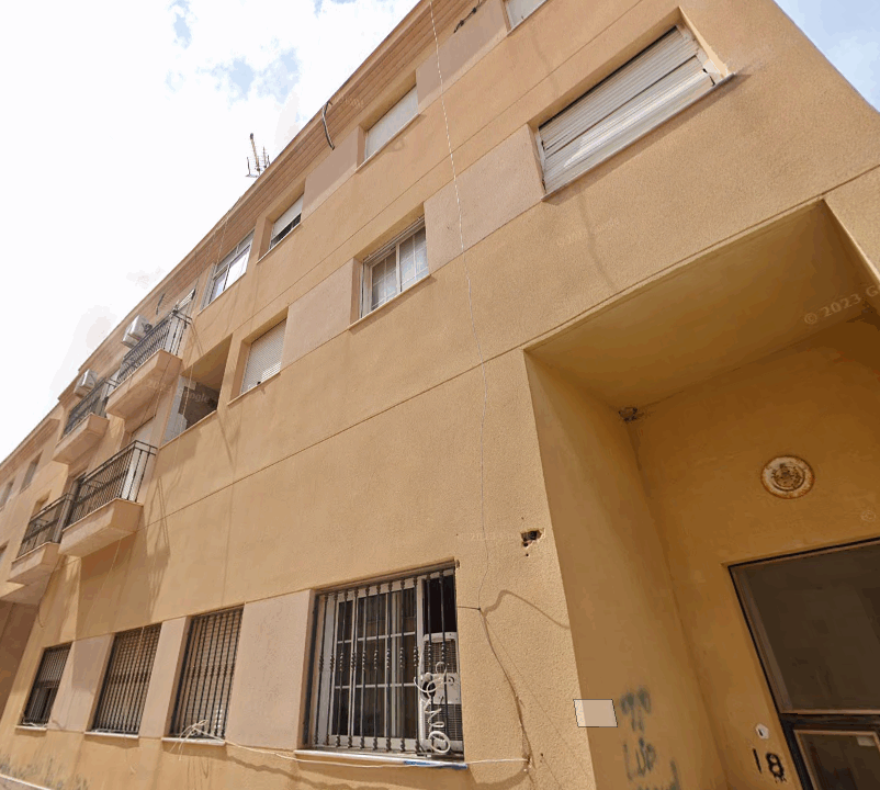 Piso okupado en Almería