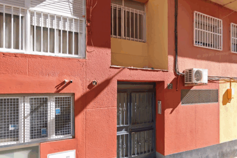 Piso okupado en Almería