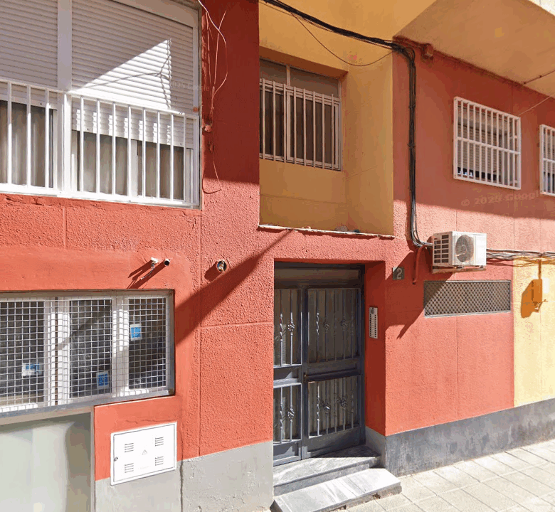 Piso okupado en Almería