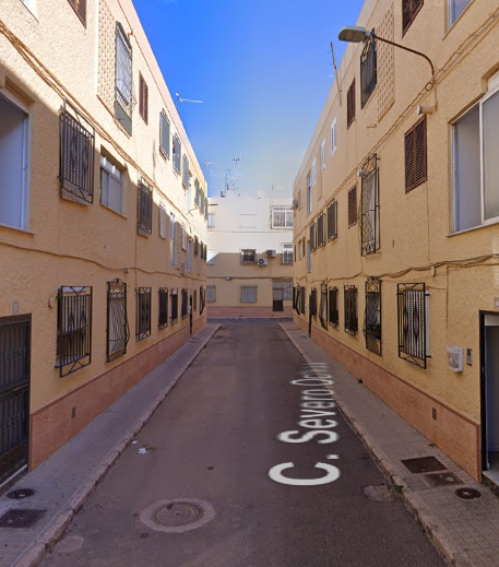 Piso okupado en Almería