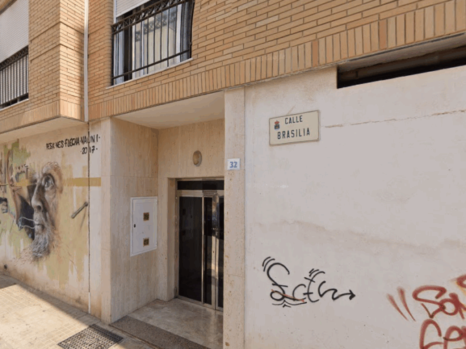 Piso okupado en Almería