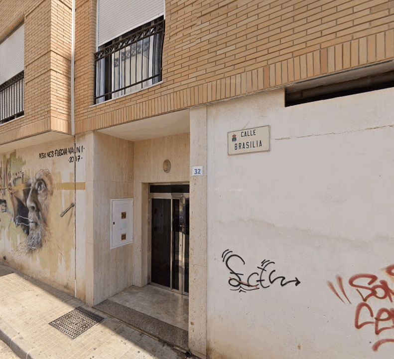 Piso okupado en Almería