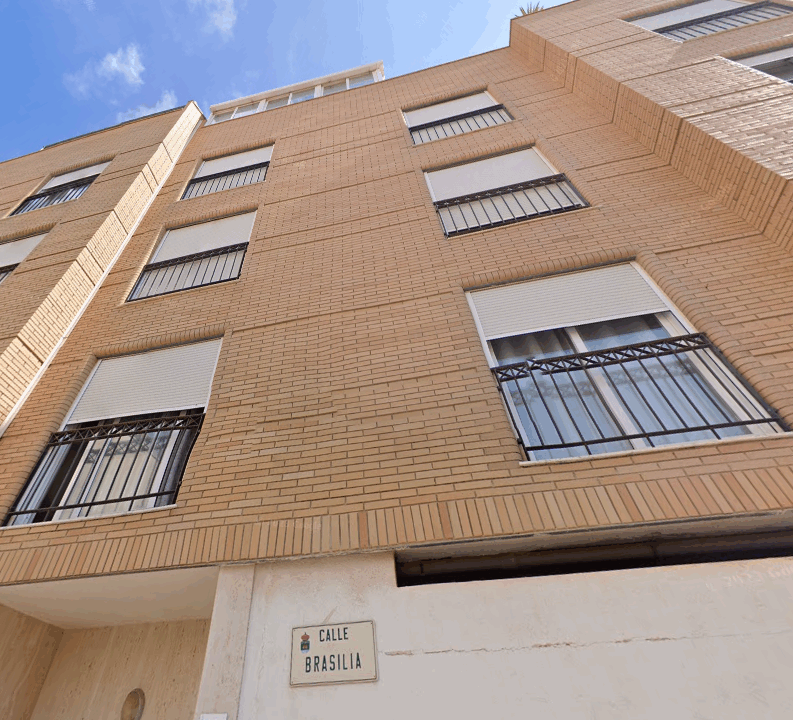 Piso okupado en Almería
