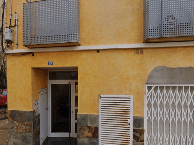 Piso okupado en Girona