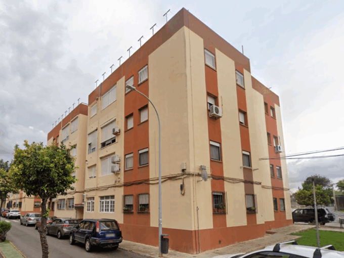 Piso okupado en Cádiz