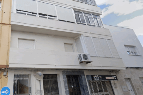 Piso okupado en Cádiz