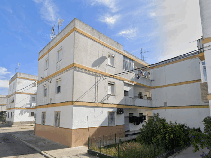 Piso okupado en Cádiz