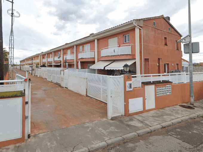 Casa adosa en Castellón
