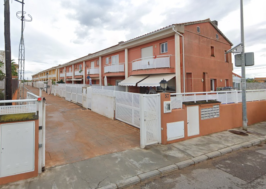 Casa adosa en Castellón