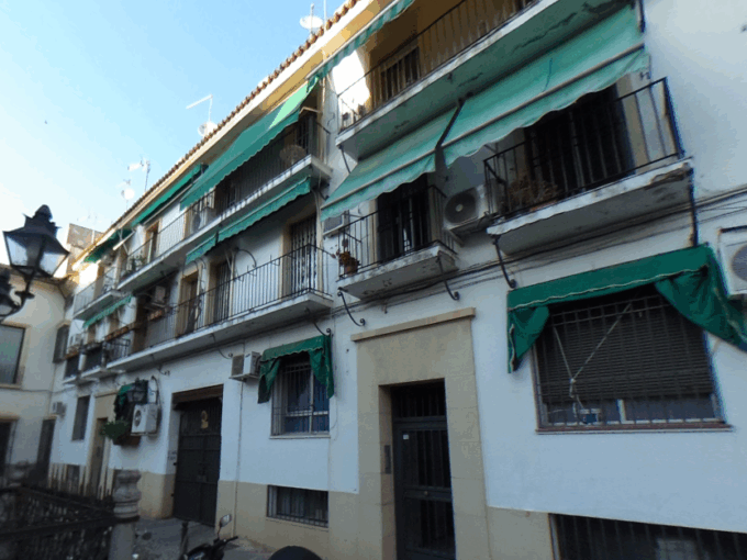 Piso okupado en Córdoba