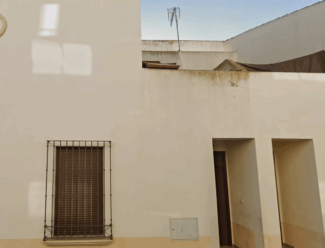 Casa okupada en Huelva